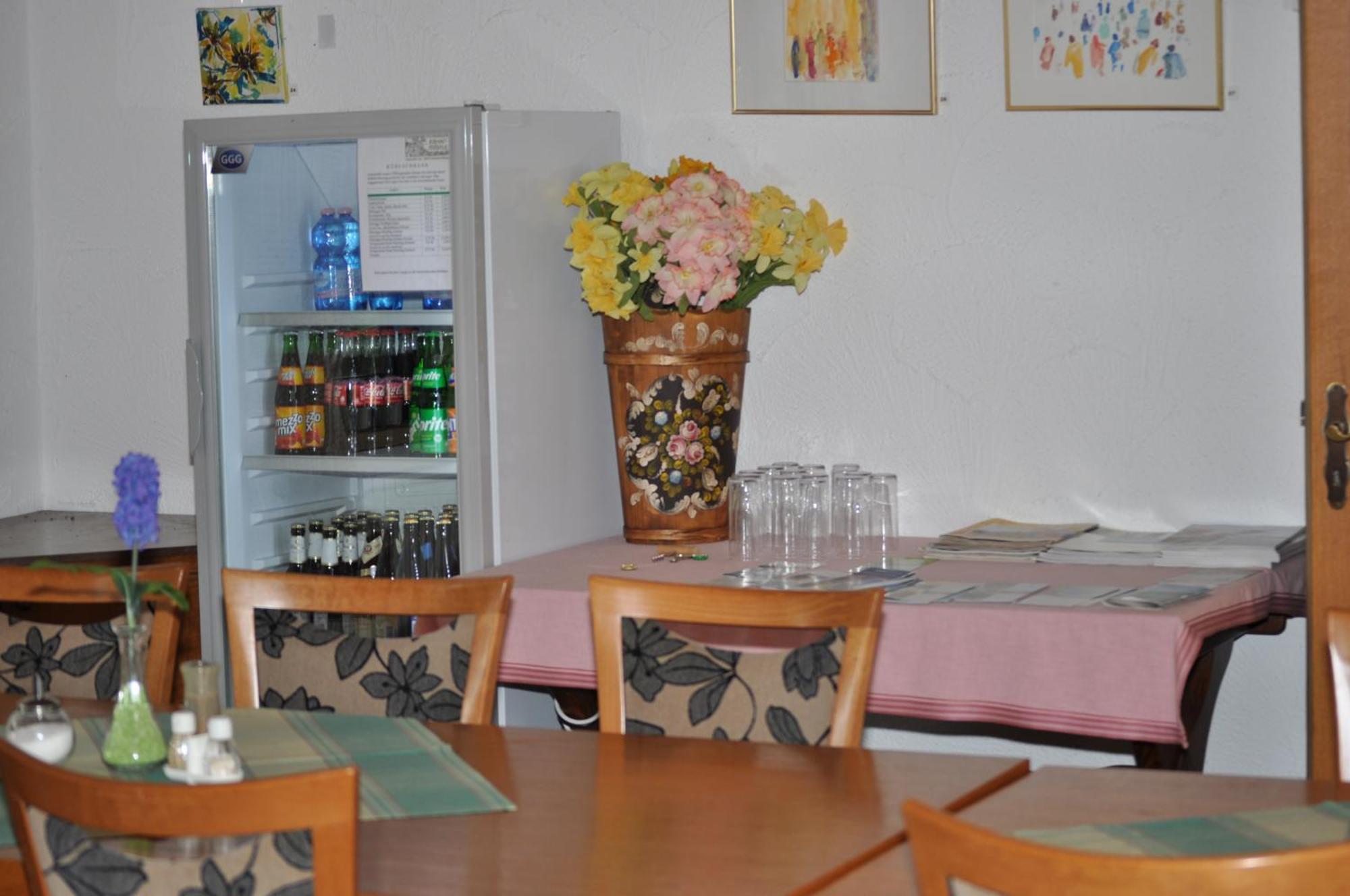 Hotel Kuehns Muehle Oestrich-Winkel Exteriör bild