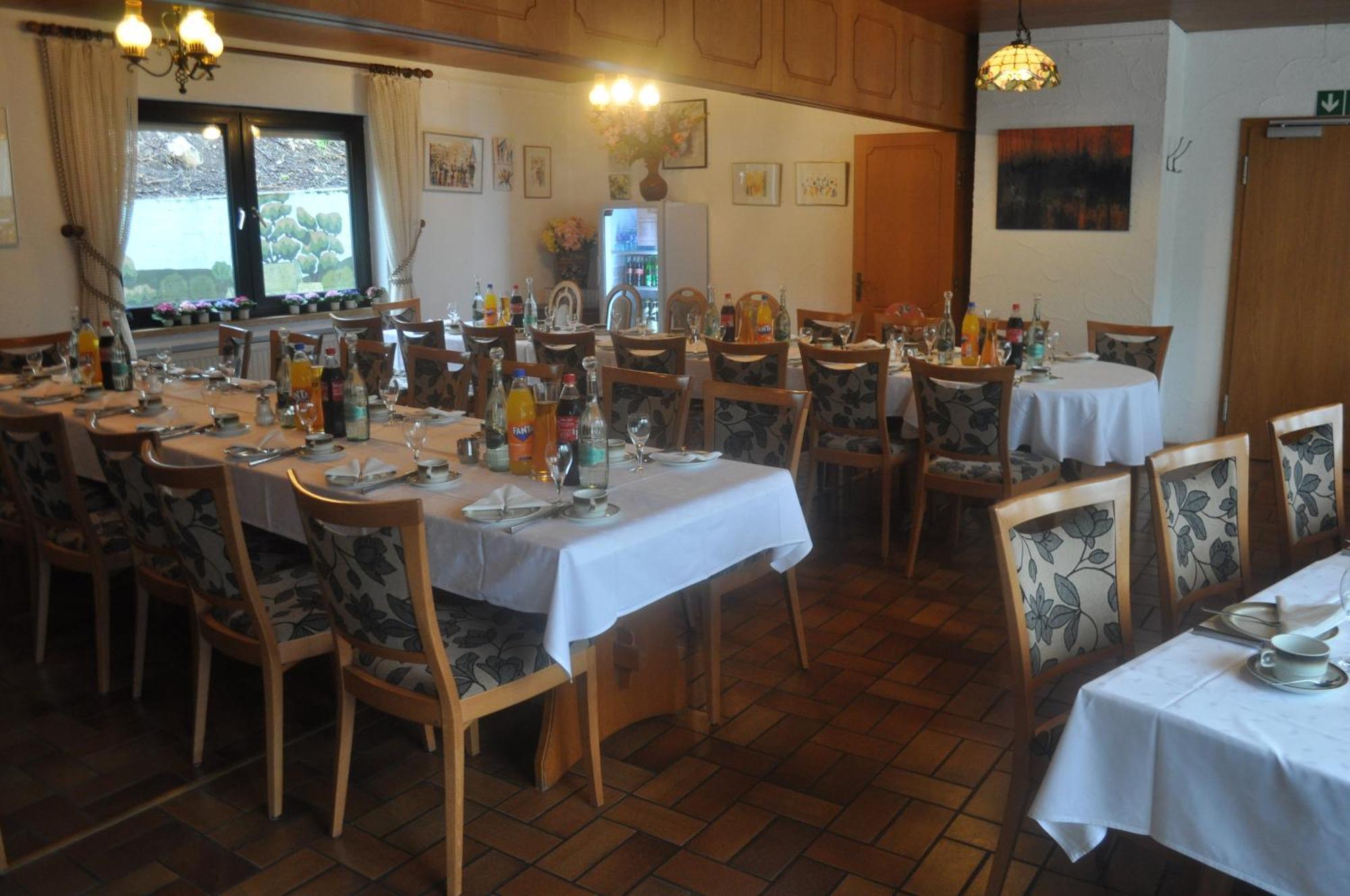 Hotel Kuehns Muehle Oestrich-Winkel Exteriör bild