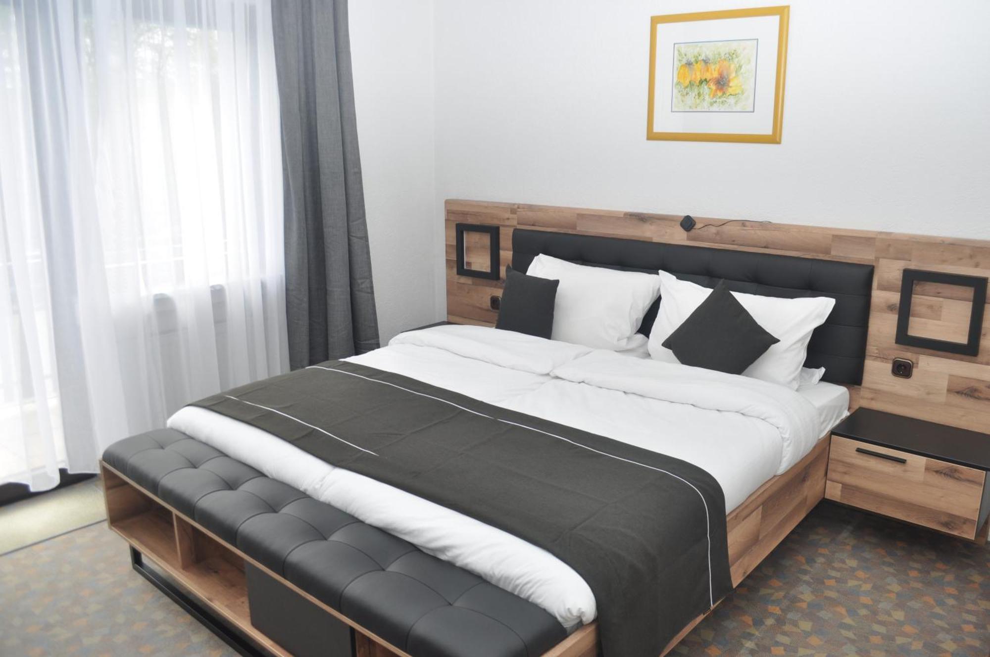 Hotel Kuehns Muehle Oestrich-Winkel Exteriör bild