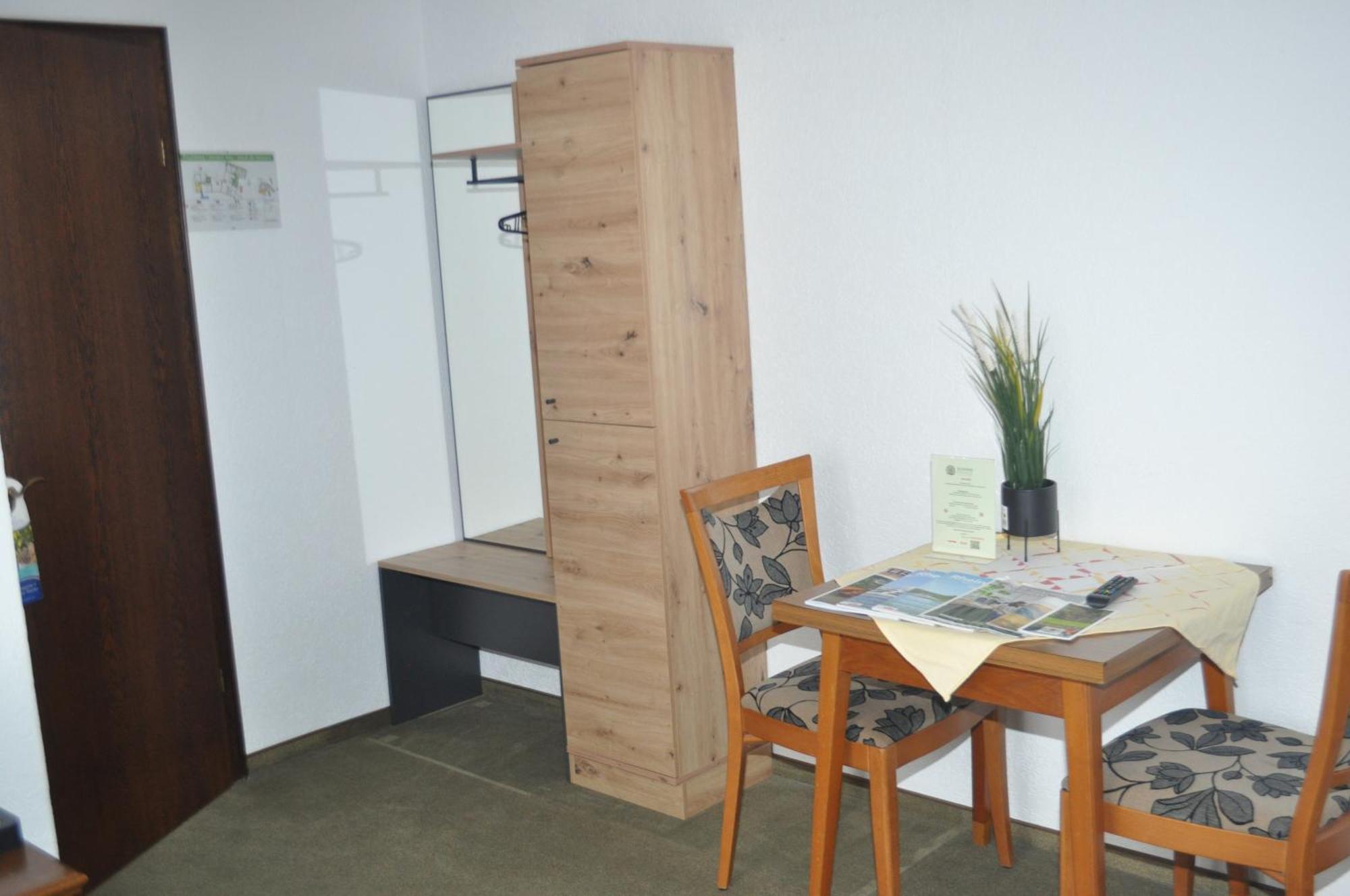 Hotel Kuehns Muehle Oestrich-Winkel Exteriör bild